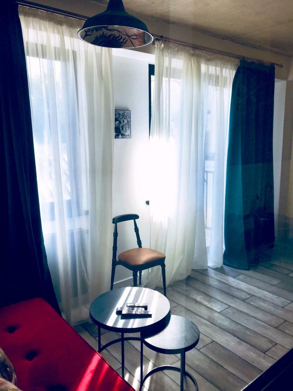 Style Apartments By Happy Place Tbilissi Extérieur photo